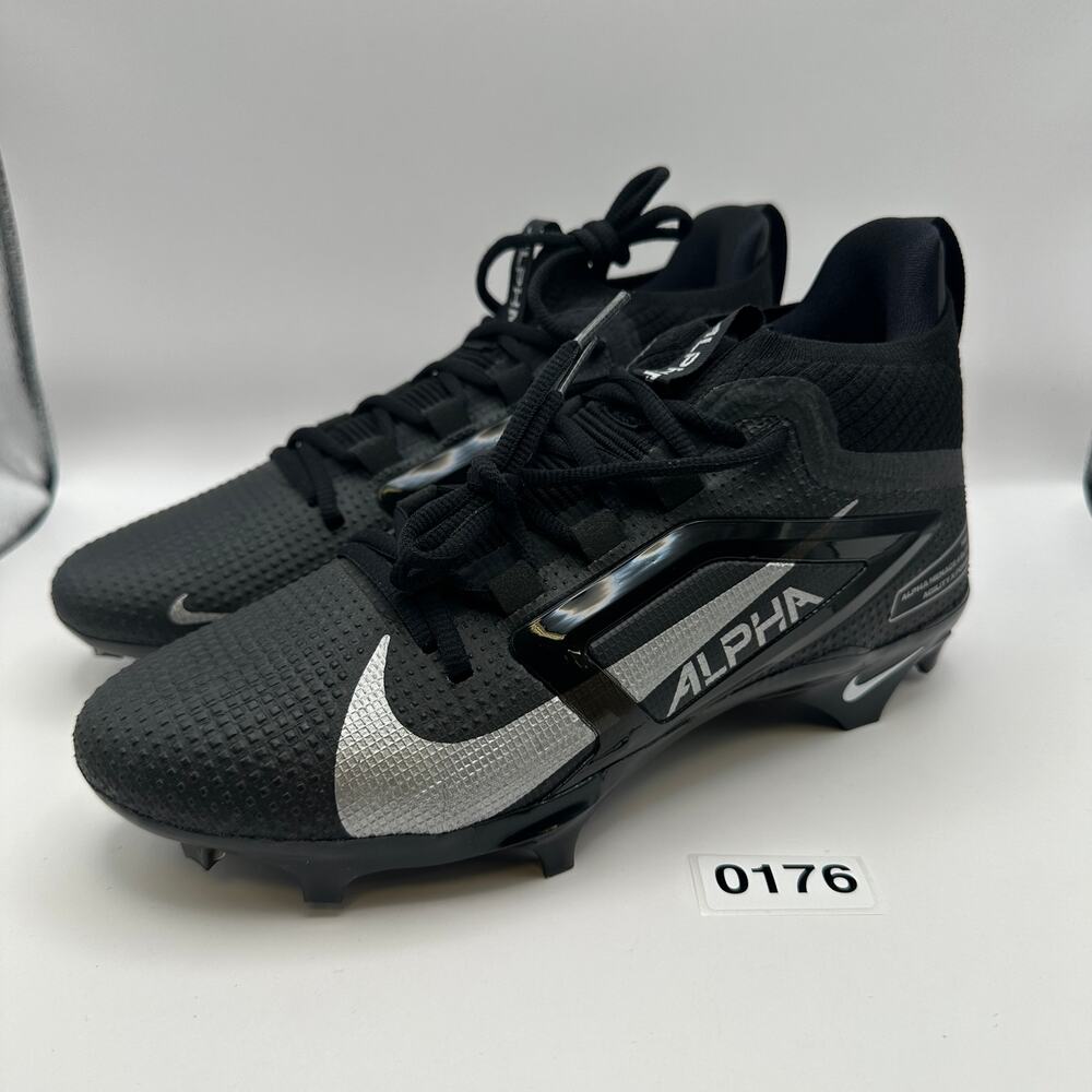 Nike Men's 8 Alpha Menace 4 ELITE Football Cleats FD7036-002